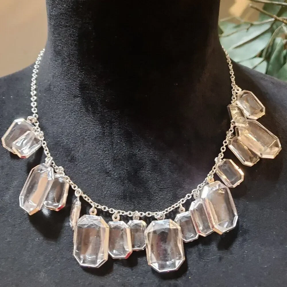 Women Fashion Silver Tone Rectangular Faceted Crystals Necklace w/ Lobster Clasp